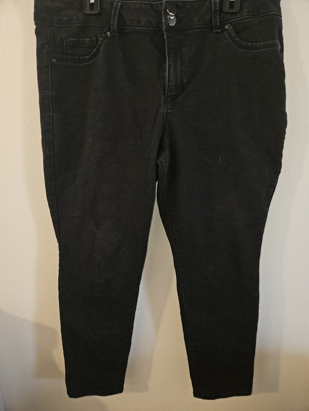 D. Jeans Womans Black Jeans Size 20w